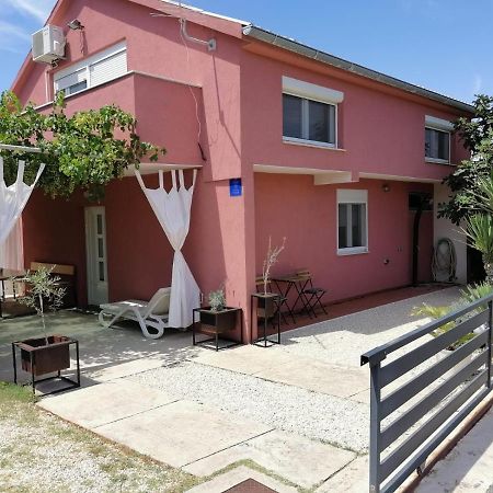 Villa House for rent Paola à Ražanac Extérieur photo