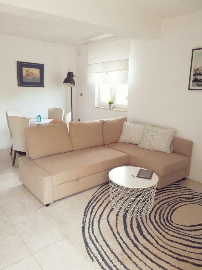 Villa House for rent Paola à Ražanac Extérieur photo