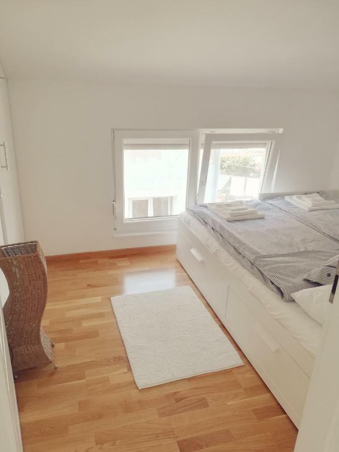 Villa House for rent Paola à Ražanac Extérieur photo